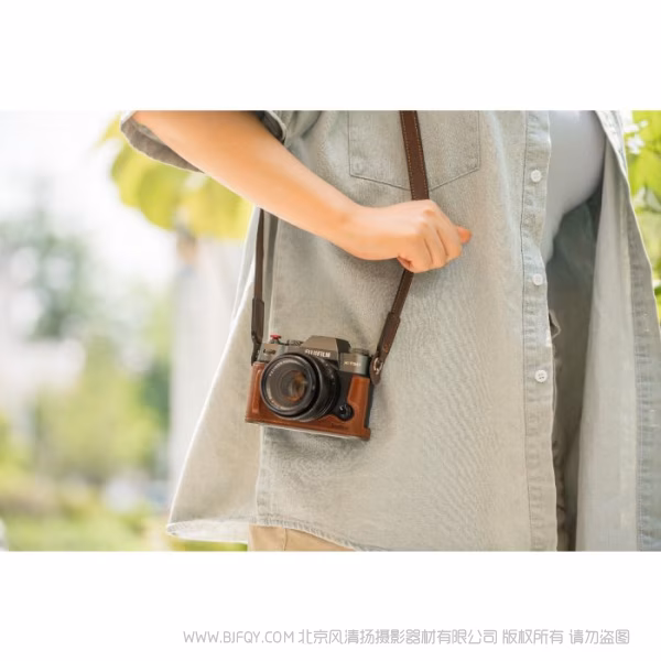 斯莫格 SmallRig X-T50半包皮套套装（棕色）4710